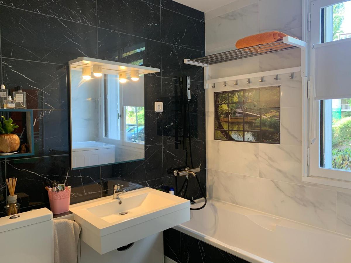 Charmant Room Chez Nous Bus Direct Orly Ablon-sur-Seine Экстерьер фото